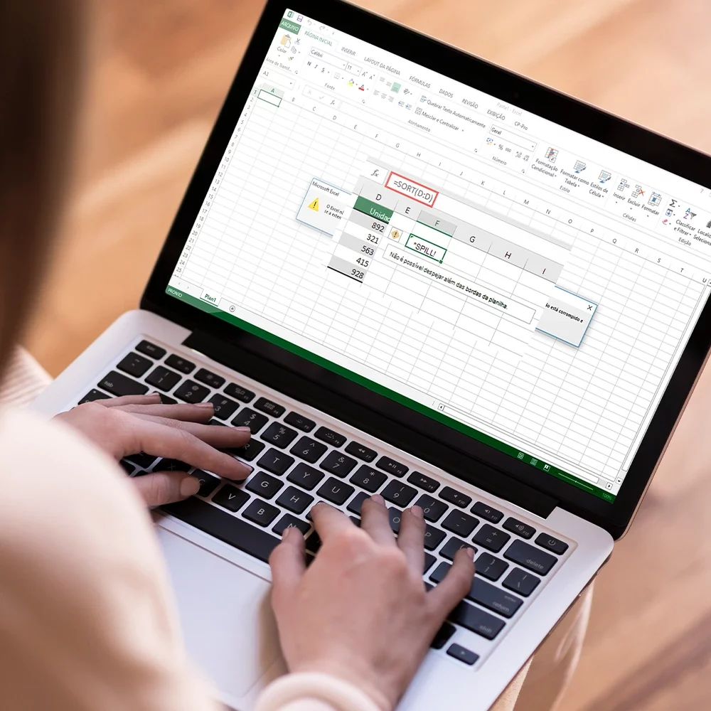 tela de computador com usuario usando excel e tendo problemas tela de computador com usuario usando excel e tendo problemas